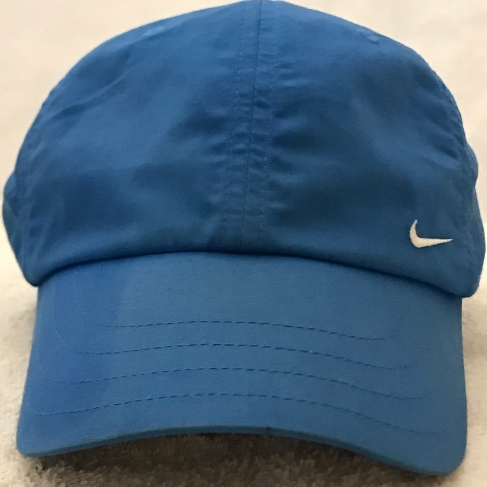 Nike Swoosh Adjustable Sport Cap